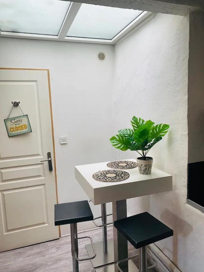 Appartement Face Au Vieux-Port Marseille Exteriör bild